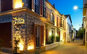 Petite Boutique Hotel